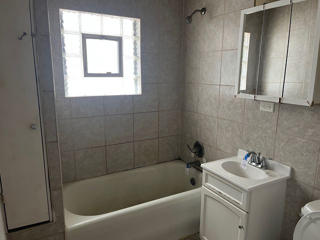 241 Warren Street, Calumet City, IL 60409