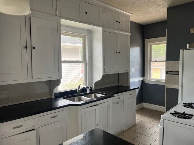 241 Warren Street, Calumet City, IL 60409