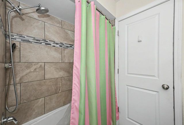 7170 S 35th STREET, Franklin, WI 53132