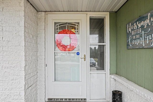 7170 S 35th STREET, Franklin, WI 53132
