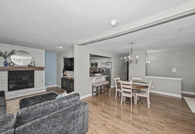 7170 S 35th STREET, Franklin, WI 53132