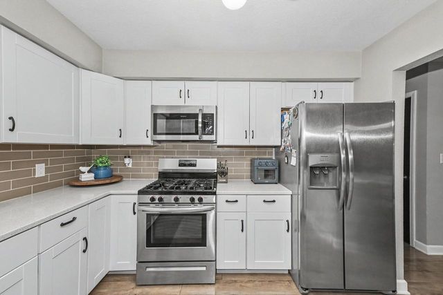 7170 S 35th STREET, Franklin, WI 53132