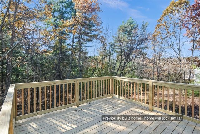 22 Rice Corner Rd., Brookfield, MA 01506