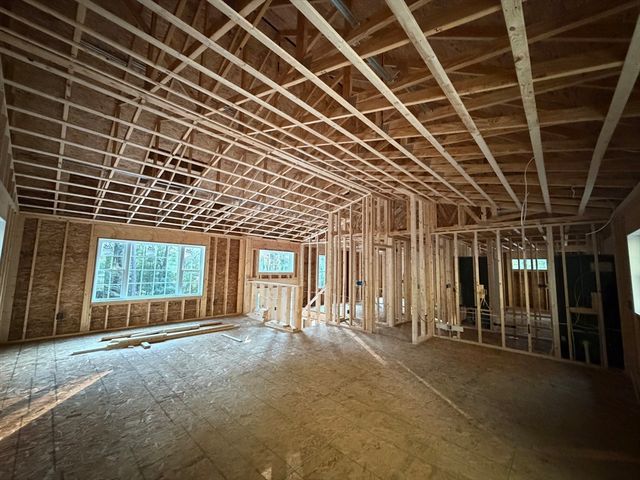 22 Rice Corner Rd., Brookfield, MA 01506