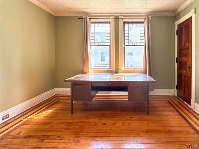 1129 Summit Place, Utica, NY 13501