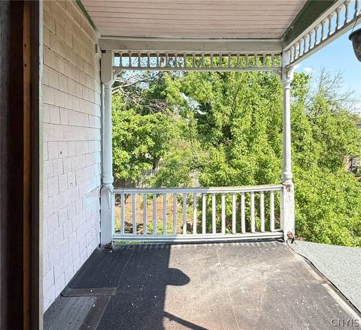 1129 Summit Place, Utica, NY 13501