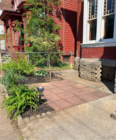 1129 Summit Place, Utica, NY 13501