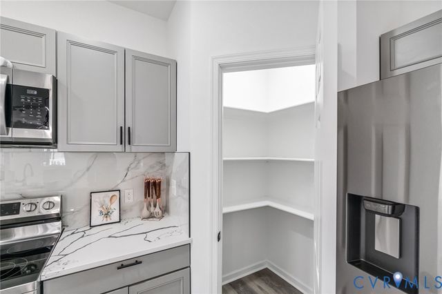 417 Byrne St, Petersburg, VA 23803