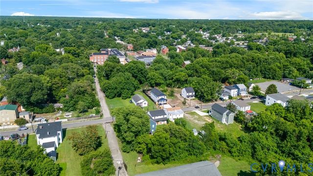 417 Byrne St, Petersburg, VA 23803