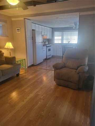 6580 SEMINOLE BOULEVARD 733, Seminole, FL 33772