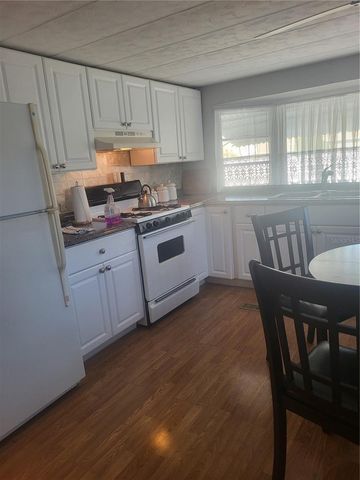 6580 SEMINOLE BOULEVARD 733, Seminole, FL 33772