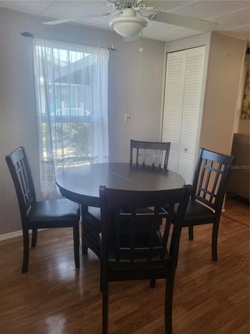 6580 SEMINOLE BOULEVARD 733, Seminole, FL 33772
