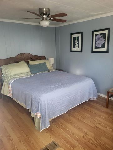 6580 SEMINOLE BOULEVARD 733, Seminole, FL 33772