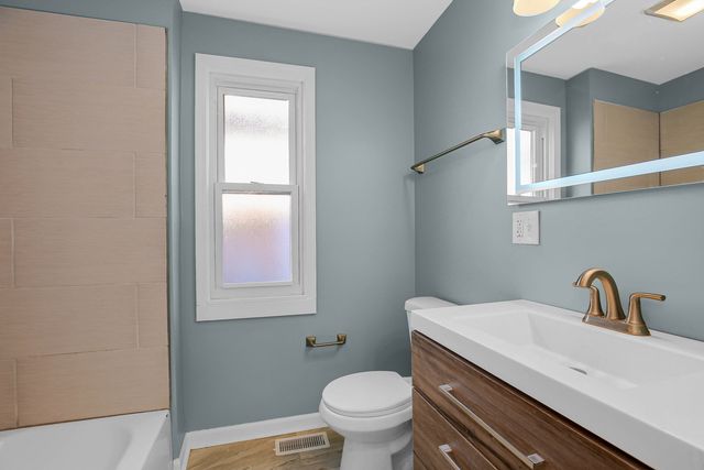 11353 S Stewart Avenue, Chicago, IL 60628