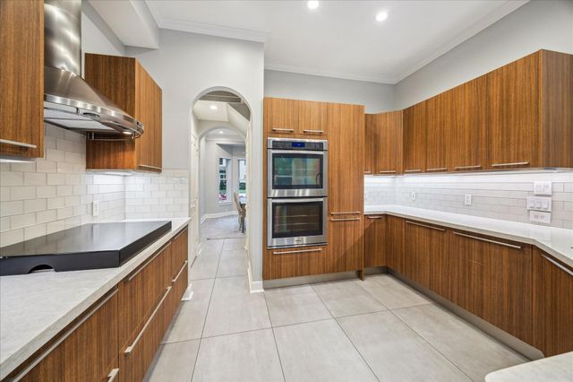 8745 Tollis Street, Houston, TX 77055