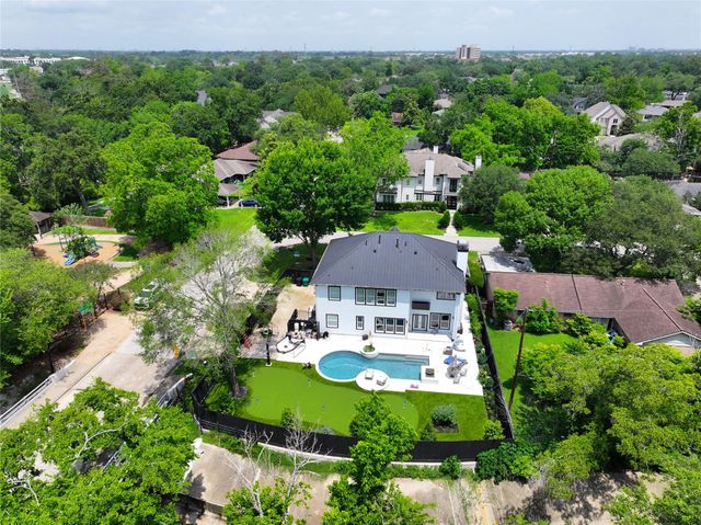 8745 Tollis Street, Houston, TX 77055