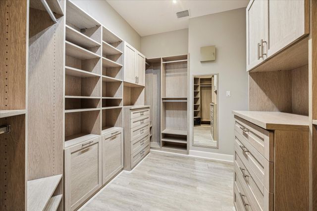 8745 Tollis Street, Houston, TX 77055