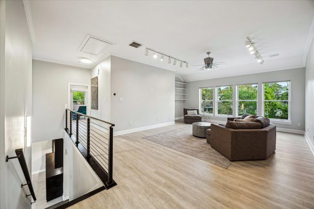8745 Tollis Street, Houston, TX 77055