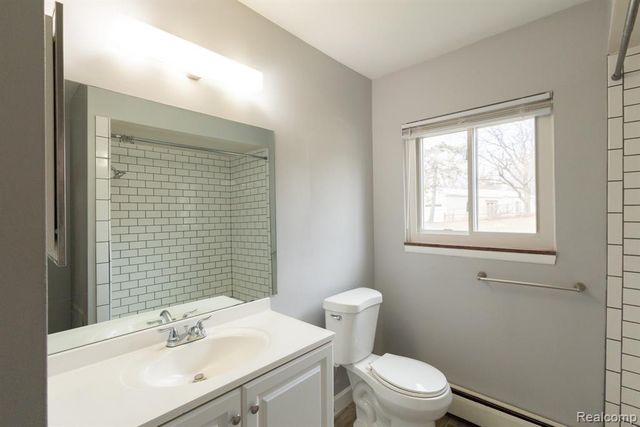 495 Miller Avenue Apt. 104, Rochester, MI 48307