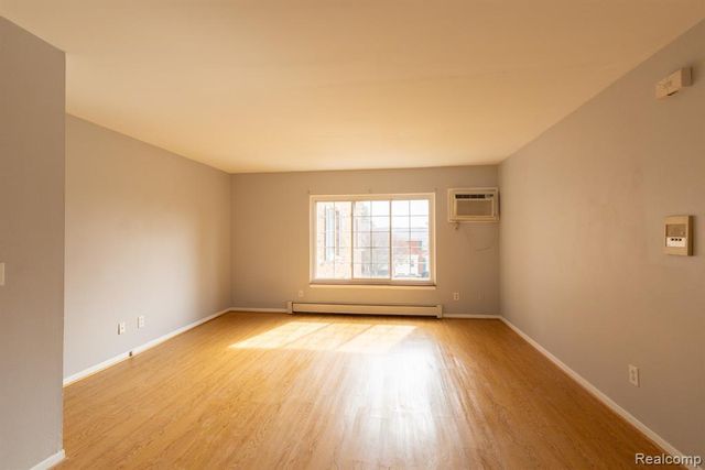 495 Miller Avenue Apt. 104, Rochester, MI 48307