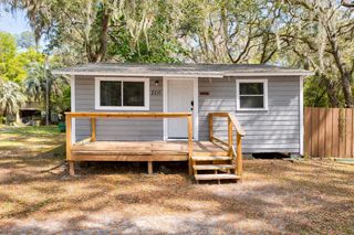 2211 SE 51ST STREET, Gainesville, FL 32641