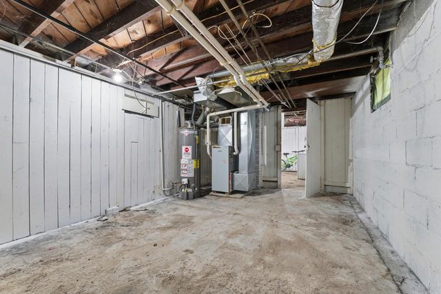 1902 W Nash STREET, Milwaukee, WI 53206