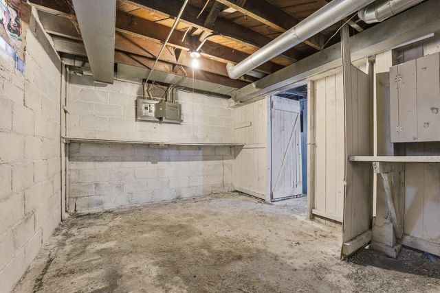 1902 W Nash STREET, Milwaukee, WI 53206