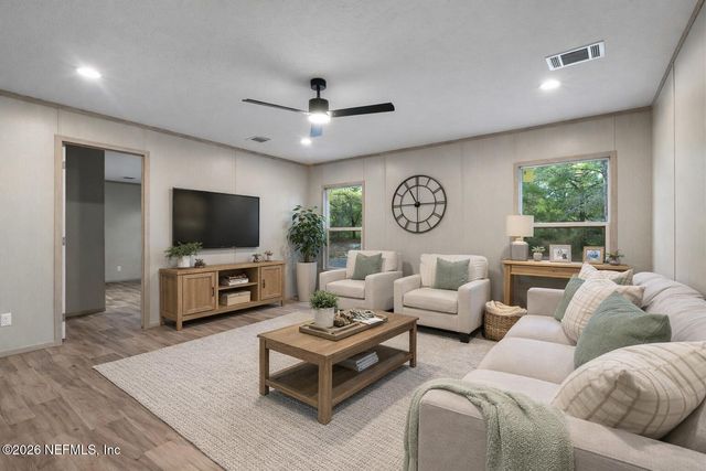 6109 CENTER Circle, Keystone Heights, FL 32656