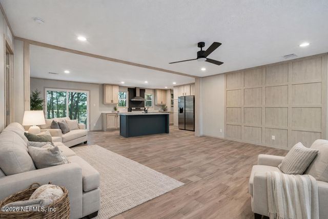 6109 CENTER Circle, Keystone Heights, FL 32656