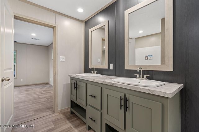 6109 CENTER Circle, Keystone Heights, FL 32656