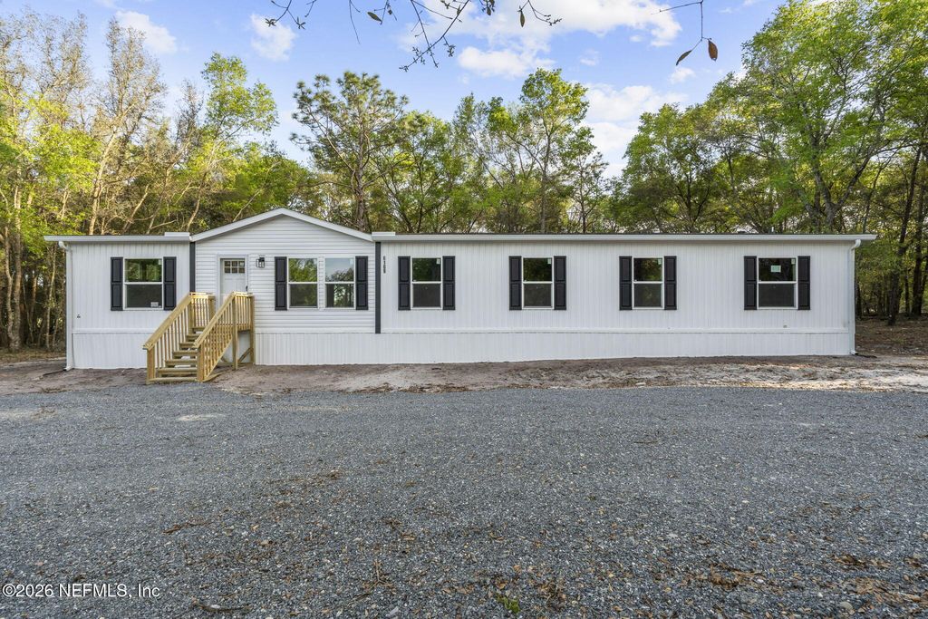 6109 CENTER Circle, Keystone Heights, FL 32656