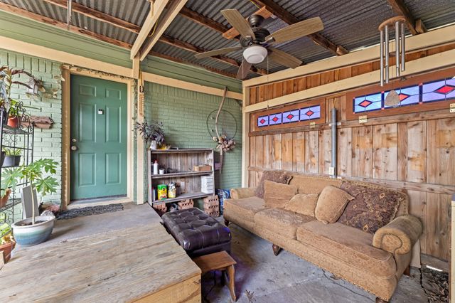 10382 Newcombe Drive, Dallas, TX 75228