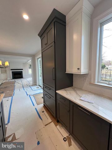 340 HIDDEN RIVER RD, Penn Valley, PA 19072