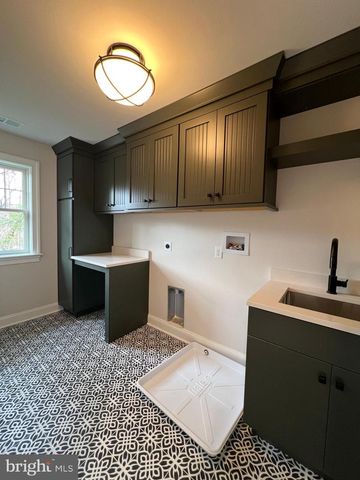 340 HIDDEN RIVER RD, Penn Valley, PA 19072