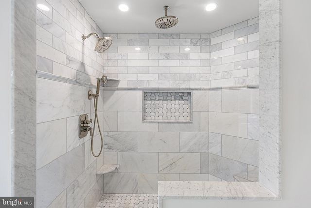 340 HIDDEN RIVER RD, Penn Valley, PA 19072