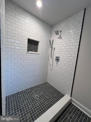 340 HIDDEN RIVER RD, Penn Valley, PA 19072