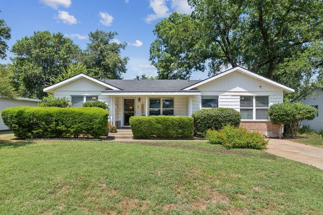 1310 Paxton Avenue, Arlington, TX 76013