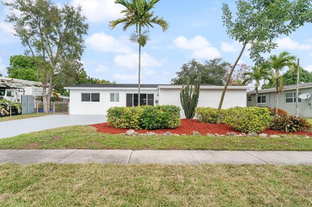 6231 NW 18th St, Sunrise, FL 33313