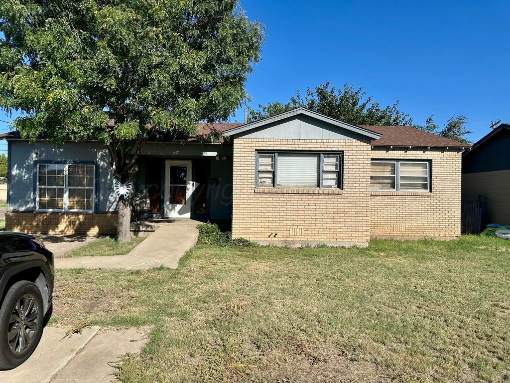 2901 S WOODLAND Street, Amarillo, TX 79103