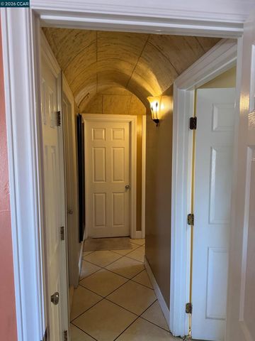 5 Island View Dr, Bay Point, CA 94565