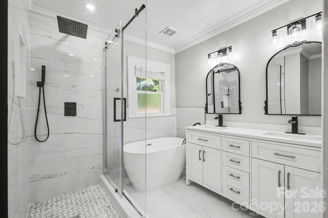 1601 Lawing Road, Charlotte, NC 28216