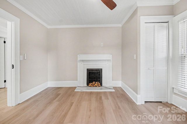 1601 Lawing Road, Charlotte, NC 28216