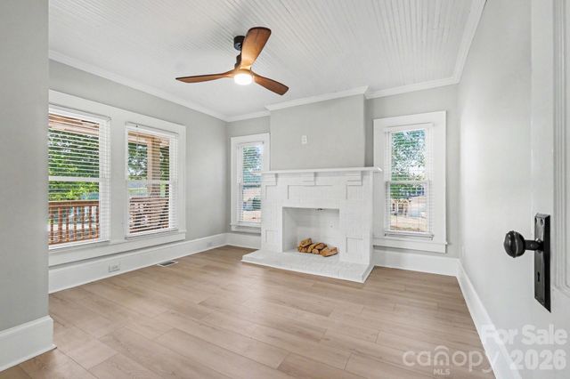 1601 Lawing Road, Charlotte, NC 28216