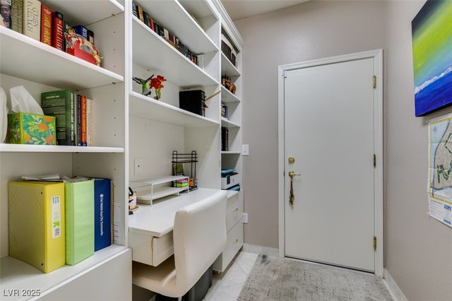 2245 Barbers Point Place, Las Vegas, NV 89134