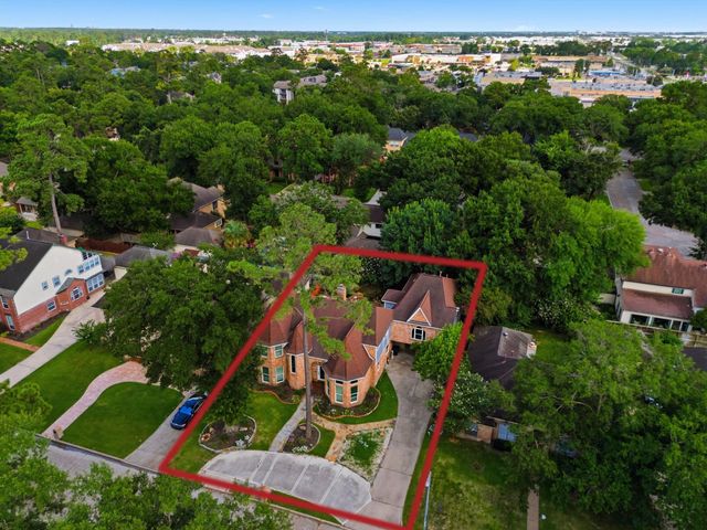 6915 Pebble Beach Drive, Houston, TX 77069