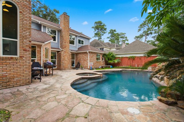 6915 Pebble Beach Drive, Houston, TX 77069
