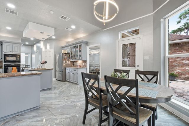 6915 Pebble Beach Drive, Houston, TX 77069