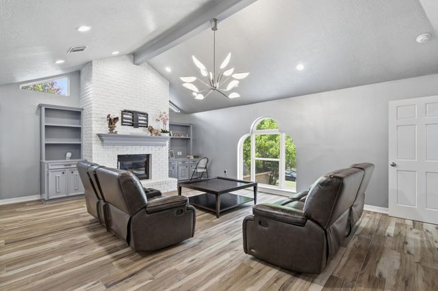 6915 Pebble Beach Drive, Houston, TX 77069