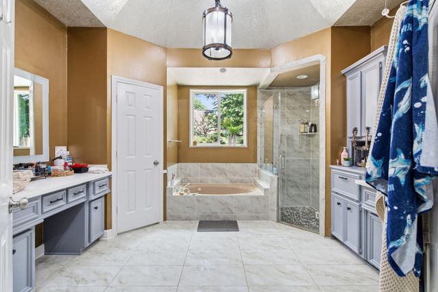 6915 Pebble Beach Drive, Houston, TX 77069