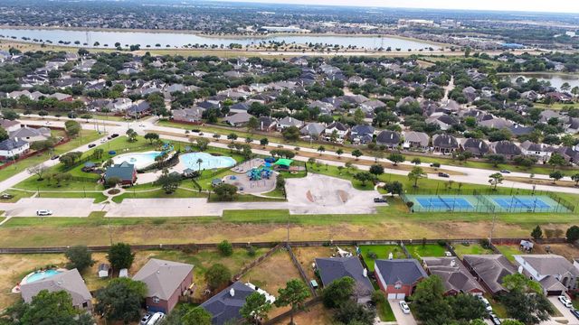 10403 Marble Crest Dr Divide, Houston, TX 77095